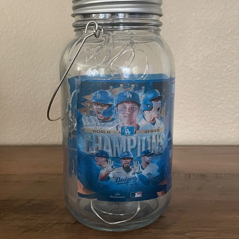 Los Angeles Dodgers Glass Light-Up Mason Jar with Handle